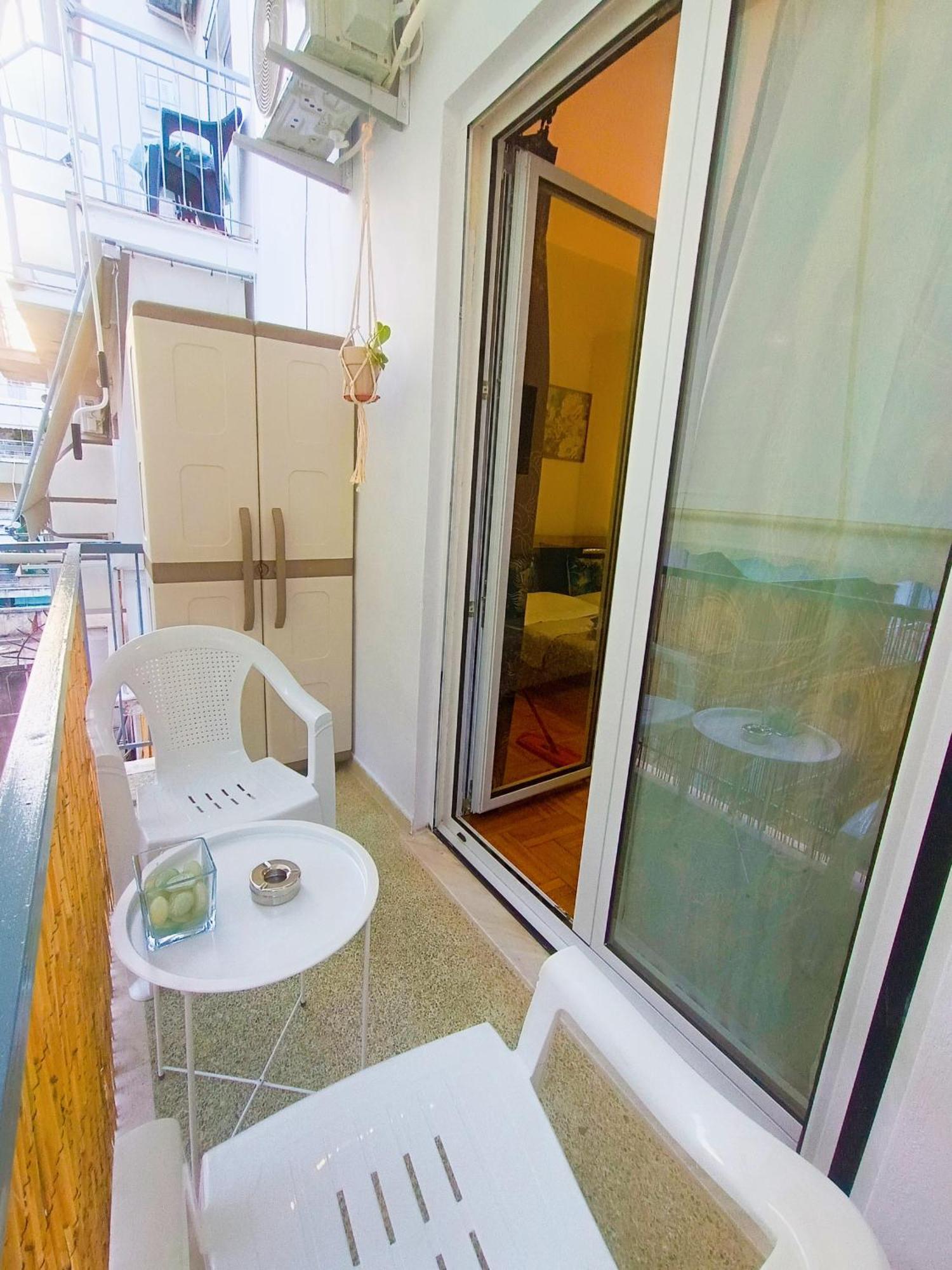 Cozy Apartment In Афіни Екстер'єр фото