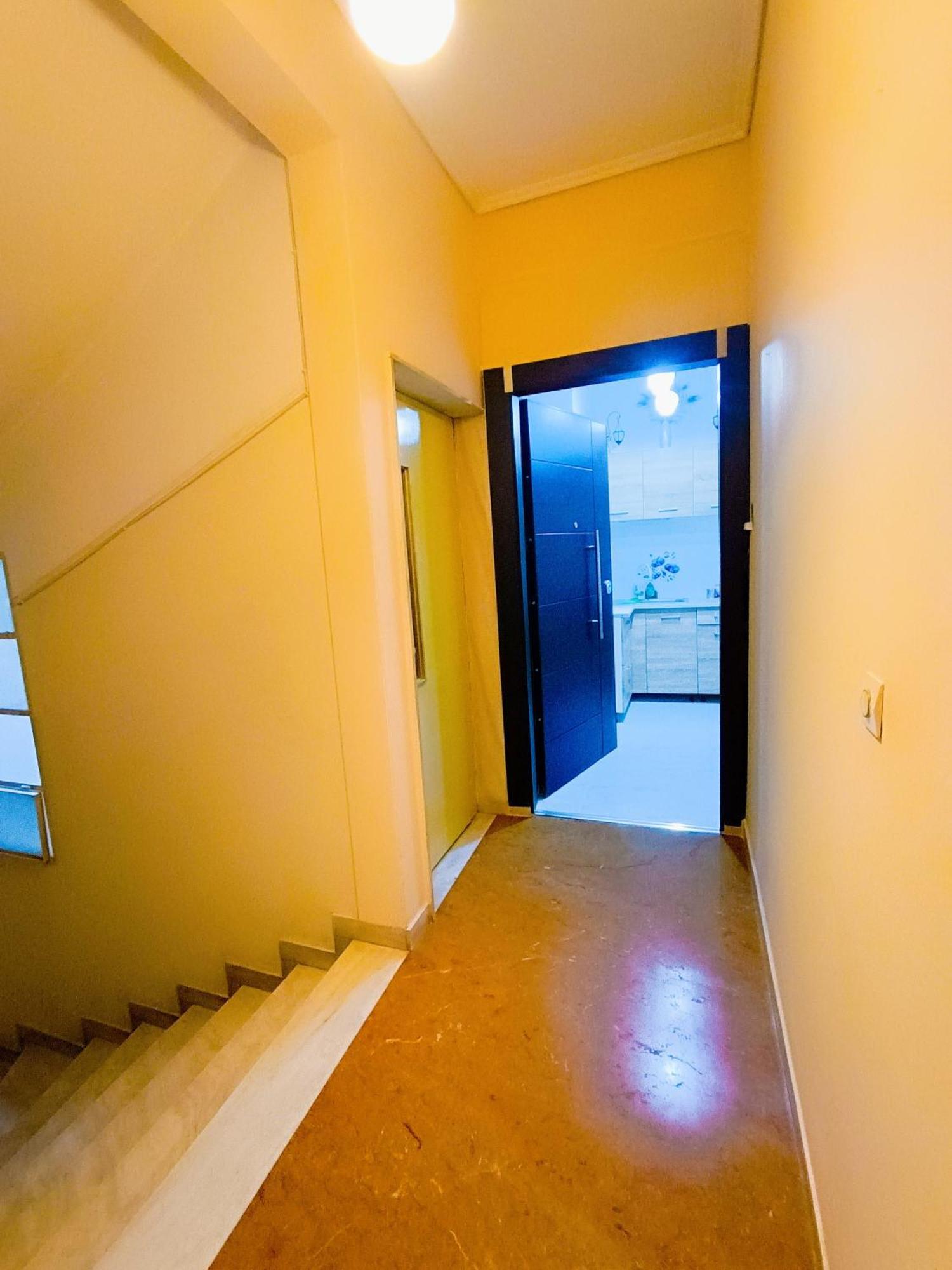 Cozy Apartment In Афіни Екстер'єр фото