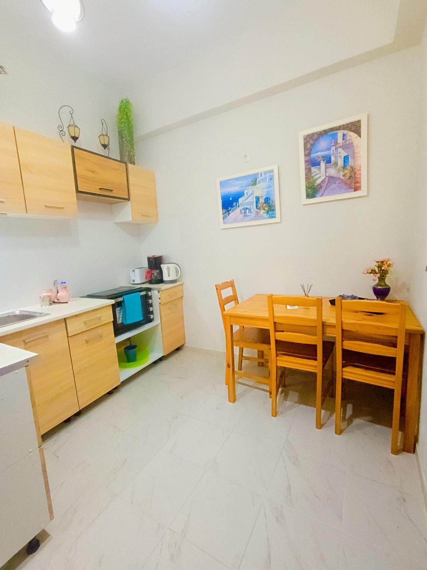 Cozy Apartment In Афіни Екстер'єр фото