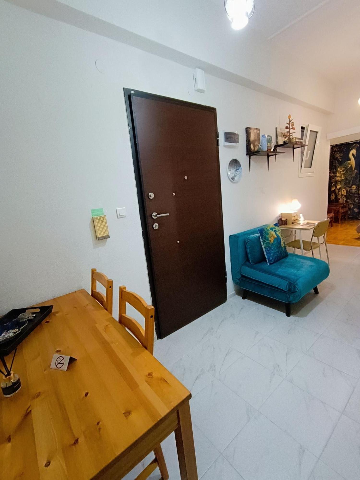 Cozy Apartment In Афіни Екстер'єр фото